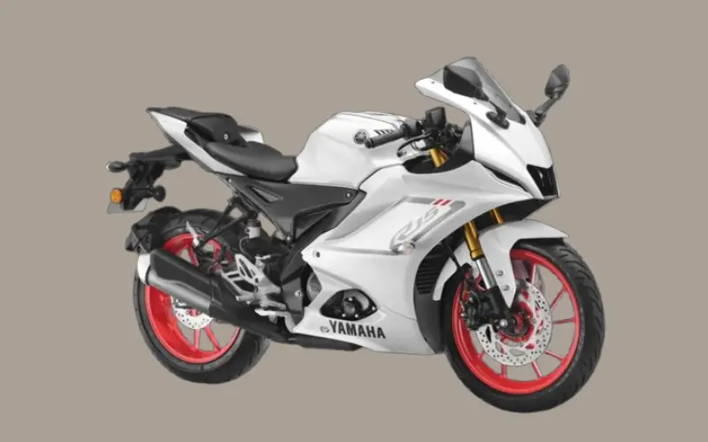 Yamaha R15 V4