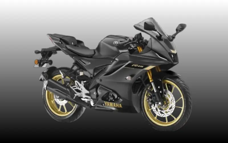 Yamaha R15 V4