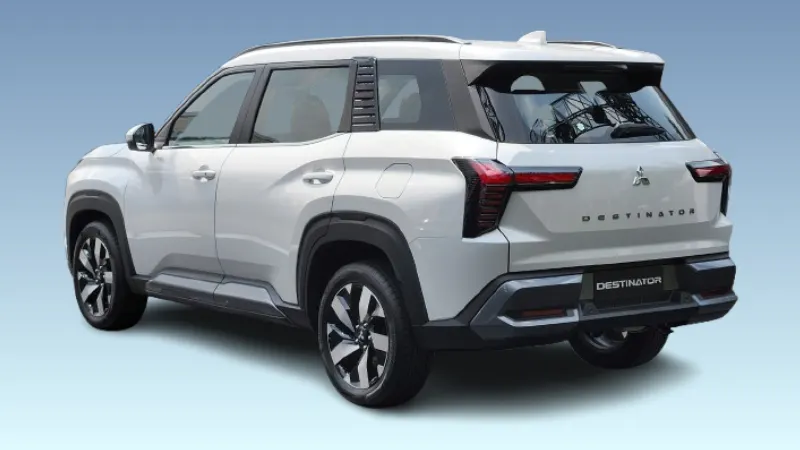 Mitsubishi Destinator 2026