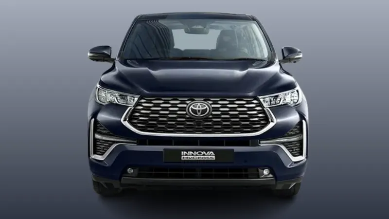 Toyota Innova Hycross 2 Lakh Sales India